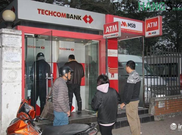 Ảnh Cây ATM ngân hàng Kỹ Thương Techcombank Đại học quốc tế RMIT 1