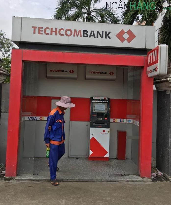 Ảnh Cây ATM ngân hàng Kỹ Thương Techcombank Nguyễn Tất Thành 1