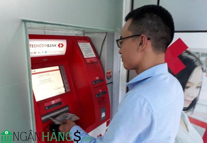 Ảnh Cây ATM ngân hàng Kỹ Thương Techcombank Siêu thị Metro Hạ Long 1