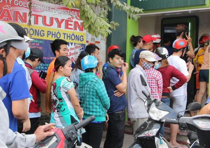 Ảnh Cây ATM ngân hàng Ngoại thương Vietcombank Tổng Cty May 10 1
